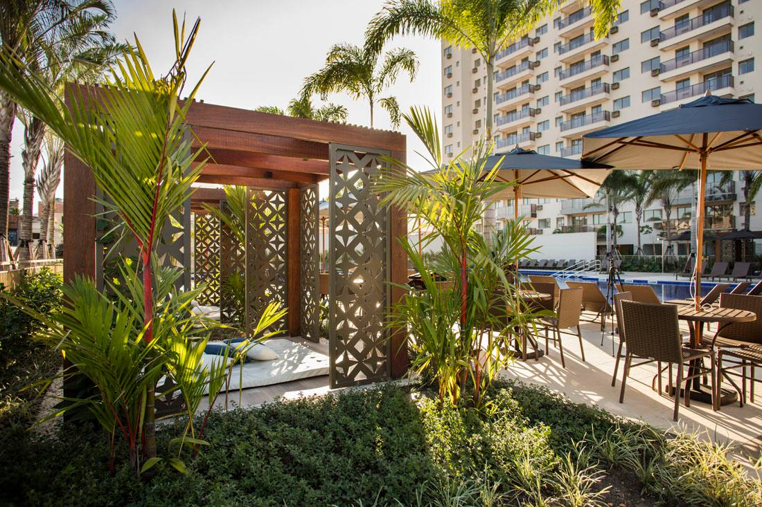 Foto ilustrativa dos gazebos da piscina